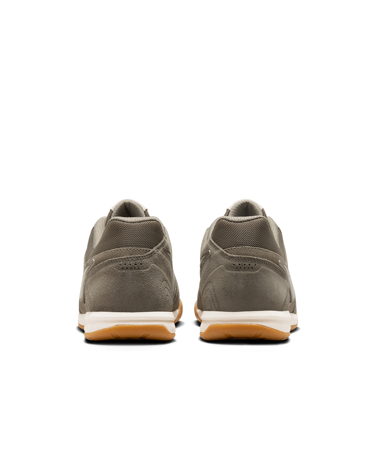 ◆正規品◆NIKE GATO LIGHT ARMY SOFT PEARL◆関税込◆人気◆ NIKE公式】ガト 'Light Army' (HQ6020-301 / NIKE GATO SUE